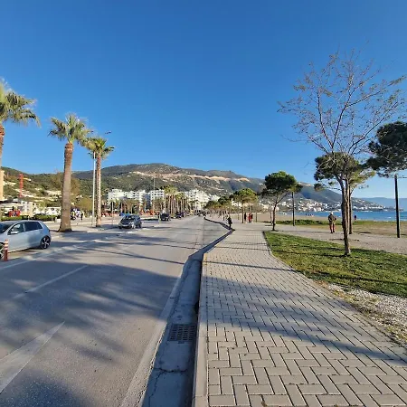 Cheerful With Sea View Lejlighed Vlorë